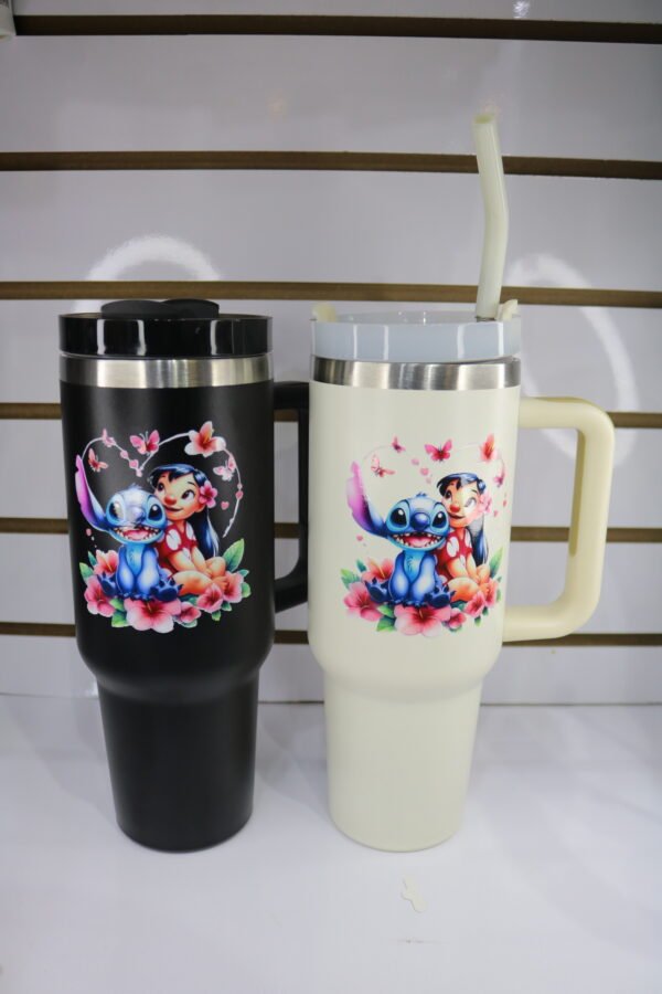 Garrafa Stanley 1,2L Stitch Preta, Rosa e Off - Imagem 3